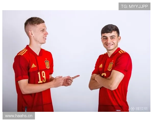 佩德里与奥尔莫：进攻组织核心的角色差异及体系适配性分析